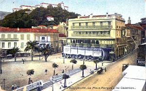 384- Philippeville - Place Marque